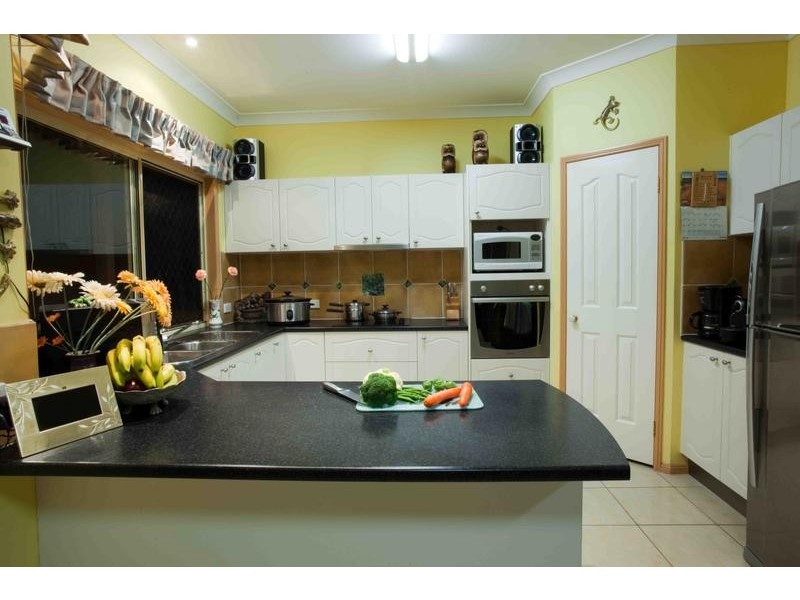 23 Andrew Clarke Road, Whiteside QLD 4503