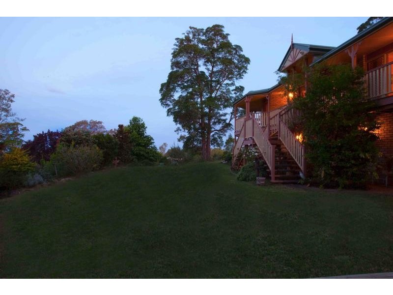 23 Andrew Clarke Road, Whiteside QLD 4503