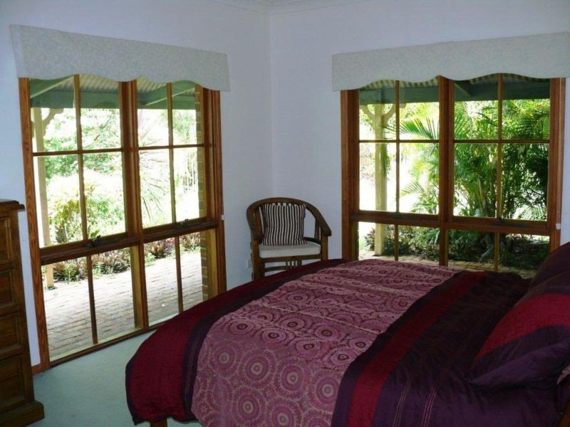 2 Beech Drive, Cashmere QLD 4500