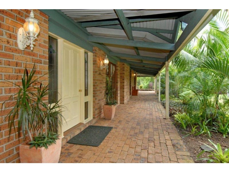 2 Beech Drive, Cashmere QLD 4500