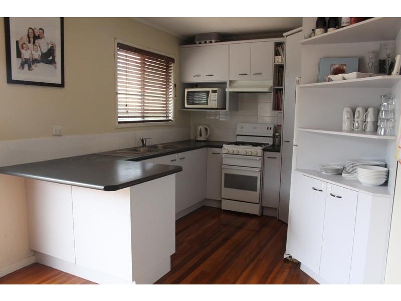 673 Albany Creek Road, Albany Creek QLD 4035