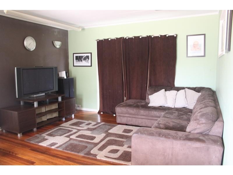 673 Albany Creek Road, Albany Creek QLD 4035