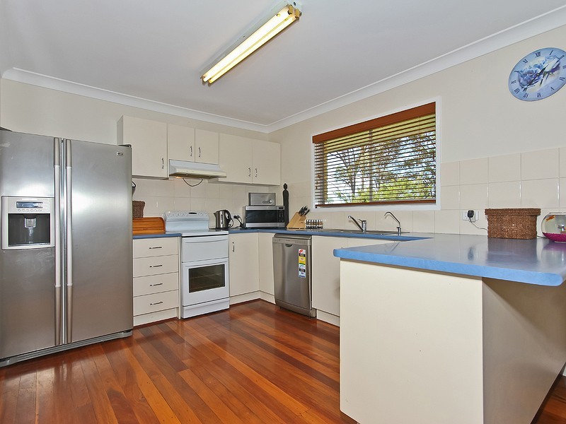 24 Bunya Park Drive, Eatons Hill QLD 4037
