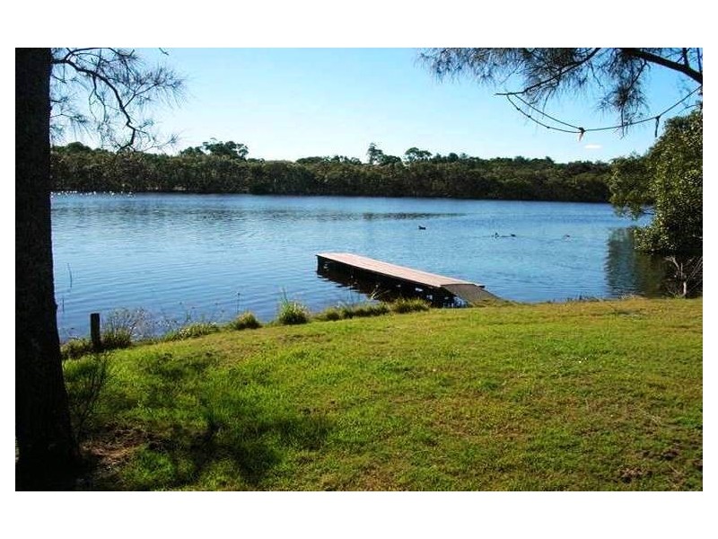 54 Bayside Drive, Beachmere QLD 4510