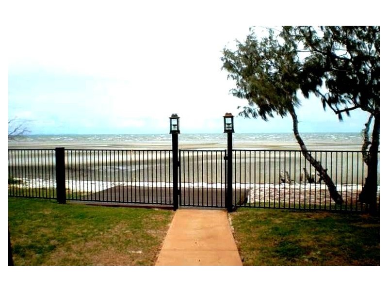 54 Bayside Drive, Beachmere QLD 4510