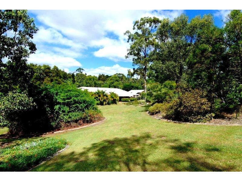 2 Beech Drive, Cashmere QLD 4500