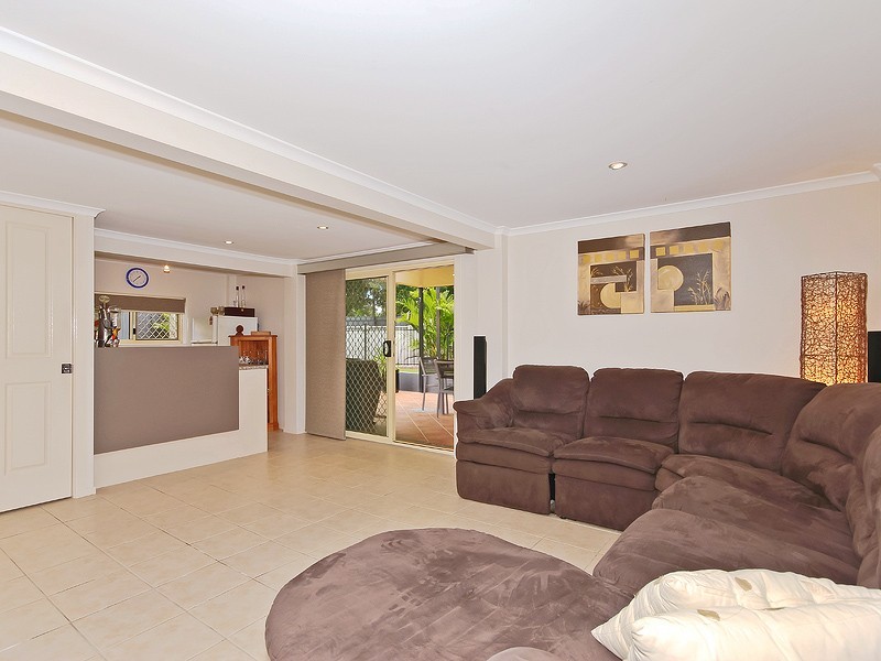 9 Bevlin Court, Albany Creek QLD 4035