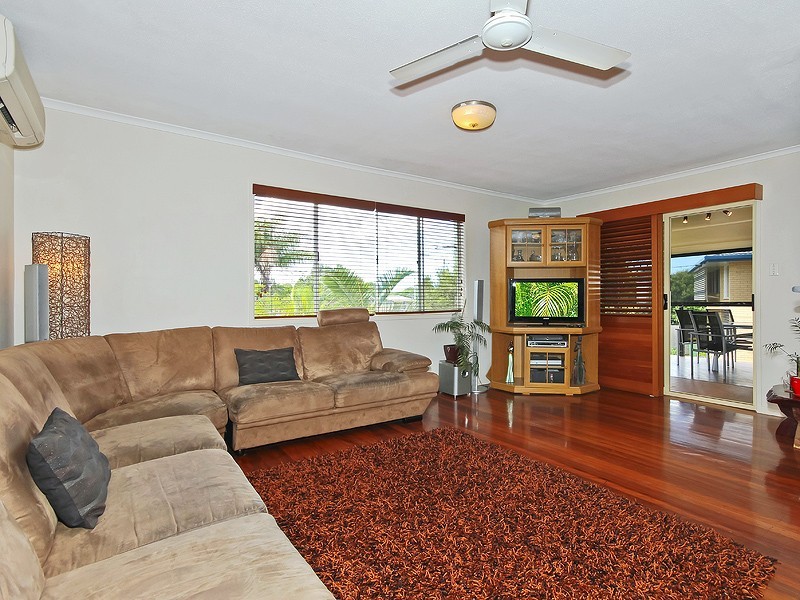 9 Bevlin Court, Albany Creek QLD 4035