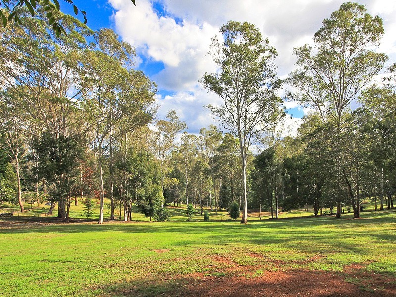 38 Roderick Street, Dayboro QLD 4521