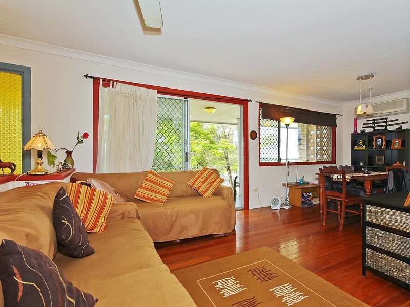 38 Roderick Street, Dayboro QLD 4521