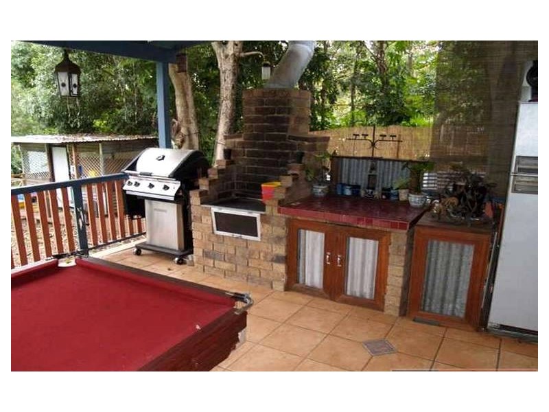 38 Roderick Street, Dayboro QLD 4521