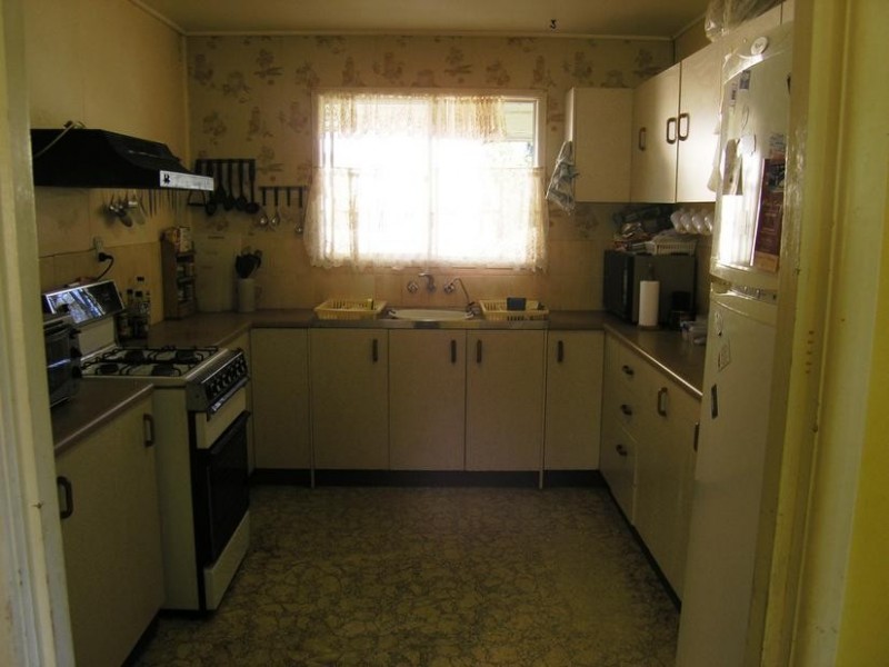 22 Bowen Avenue, Albany Creek QLD 4035