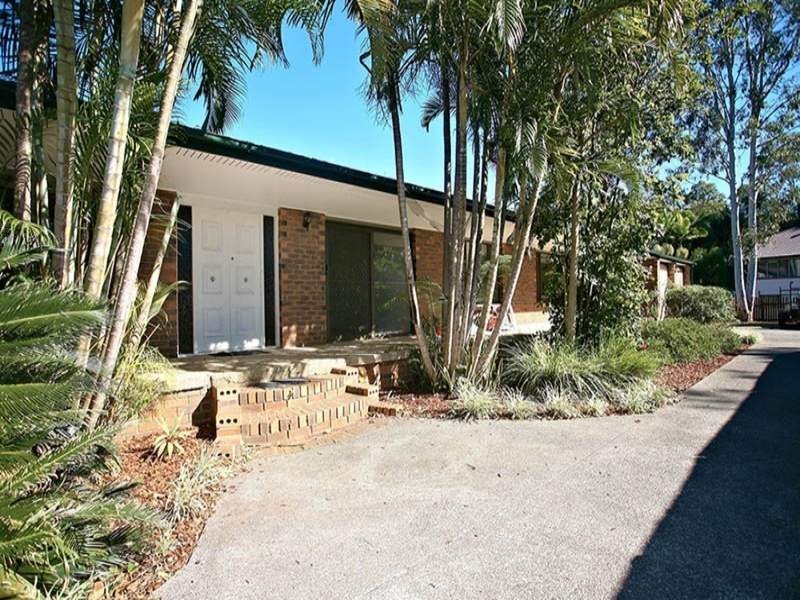 5A Coolabah Crescent, Bridgeman Downs QLD 4035