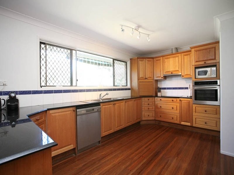 5A Coolabah Crescent, Bridgeman Downs QLD 4035