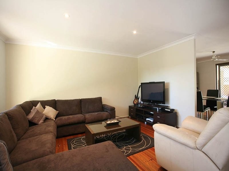 5A Coolabah Crescent, Bridgeman Downs QLD 4035