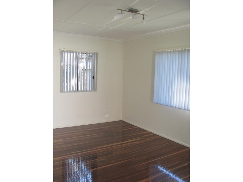 31 Hale Street, Margate QLD 4019