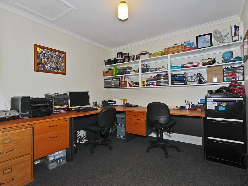 37 Rohlf Street, Dayboro QLD 4521