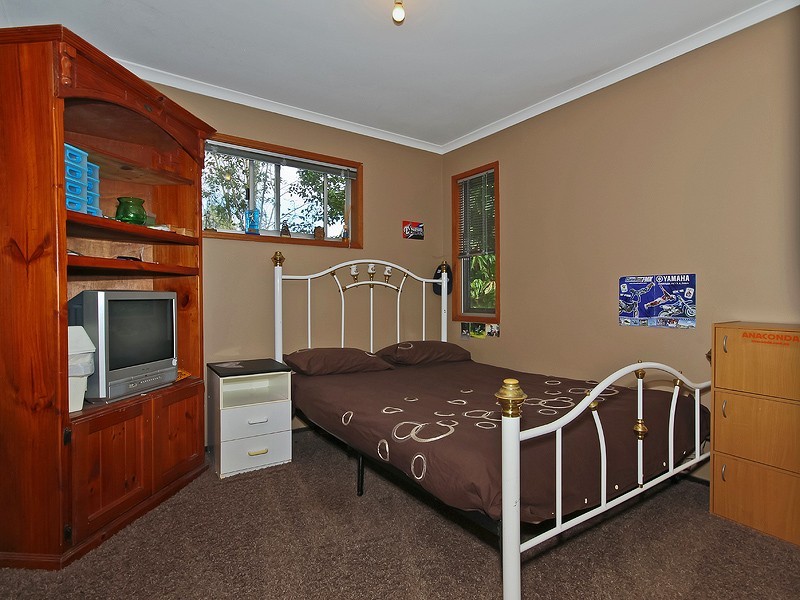 37 Rohlf Street, Dayboro QLD 4521
