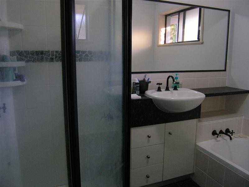 8 Seligan Street, Albany Creek QLD 4035