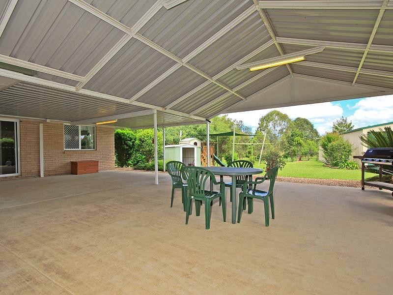 52 Saddleback Drive, Dayboro QLD 4521