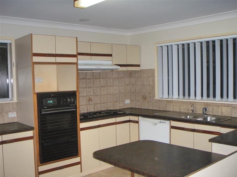 11 Bunya Park Drive, Eatons Hill QLD 4037