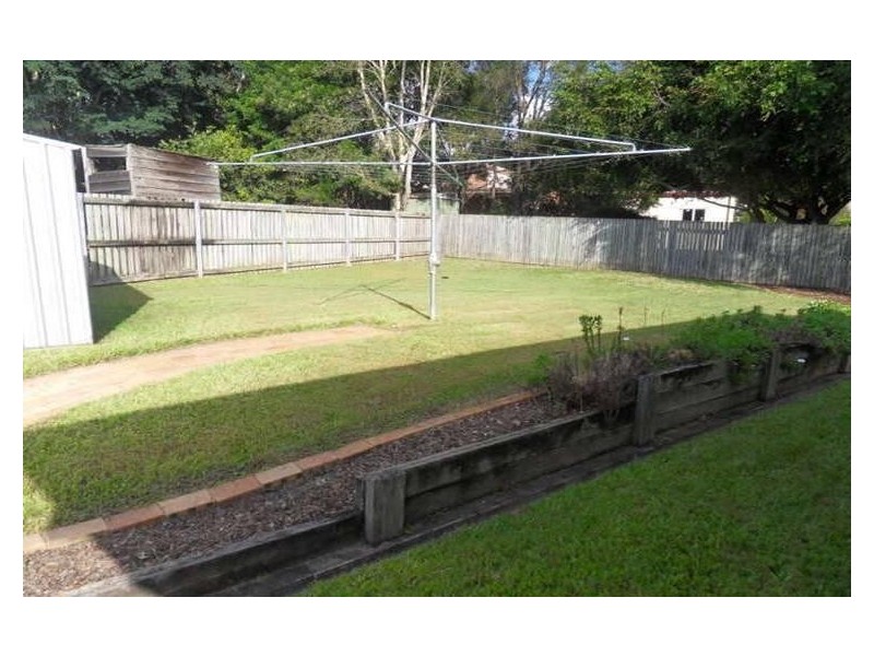 33 Challinor Drive, Albany Creek QLD 4035