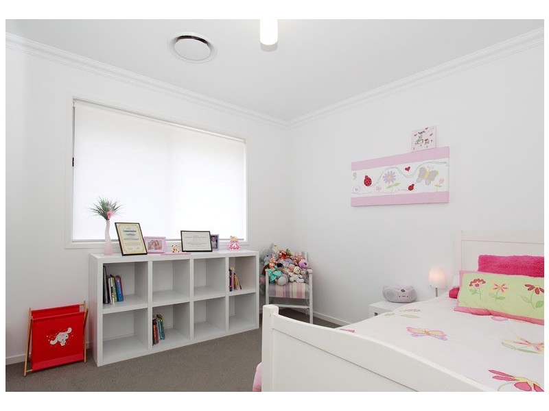 4 Carrybridge Close, Warner QLD 4500