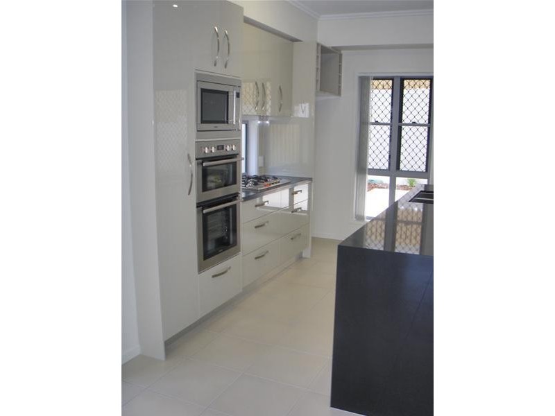 28/52 Plucks Road, Arana Hills QLD 4054