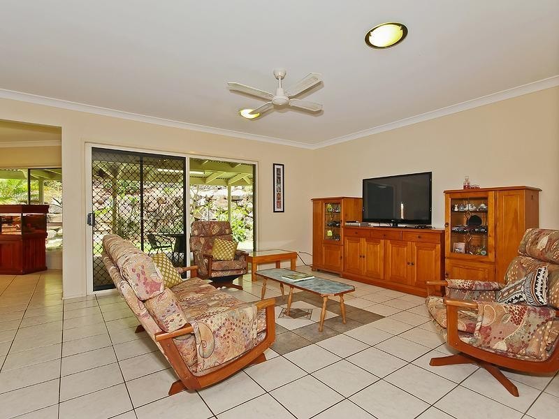 10 Jonquil Court, Albany Creek QLD 4035