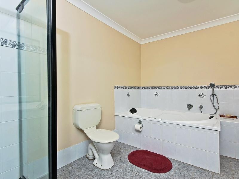 10 Jonquil Court, Albany Creek QLD 4035