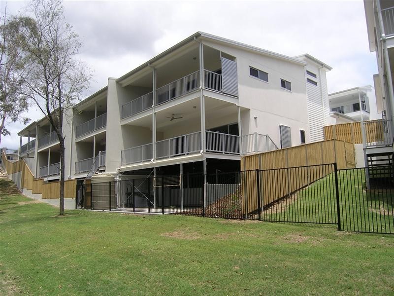 24/52 Plucks Road, Arana Hills QLD 4054