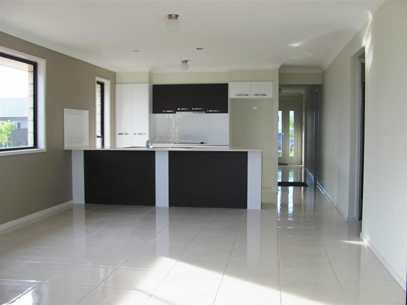 1 Tribeca Circuit, North Lakes QLD 4509