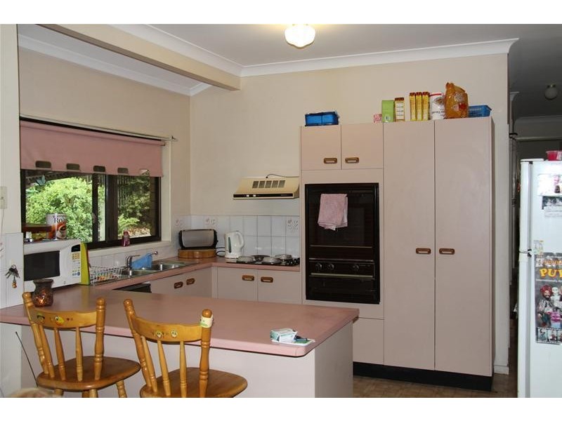 22 Flamingo Drive, Albany Creek QLD 4035