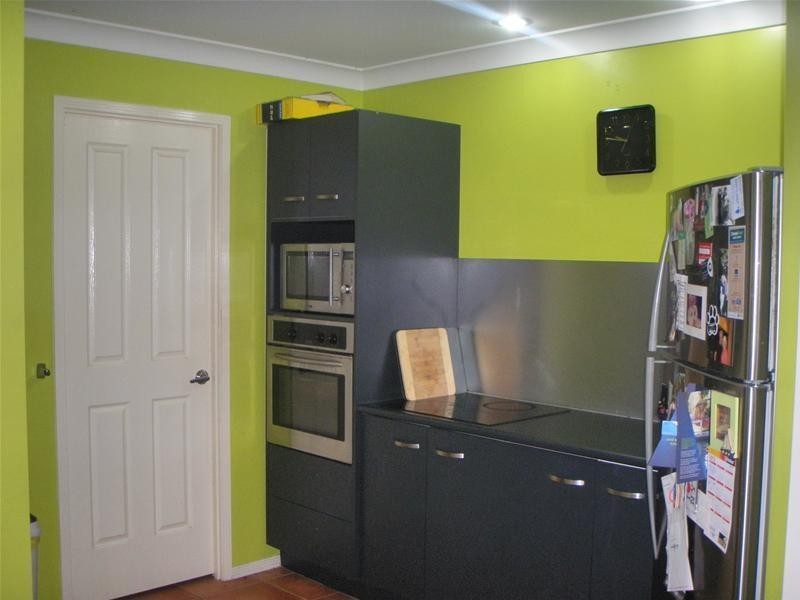 2 Major Court, Cashmere QLD 4500