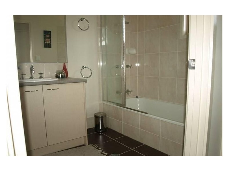 4/15 River Terrace, Petrie QLD 4502