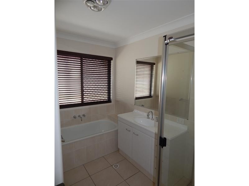 8 Schukow Court, Warner QLD 4500