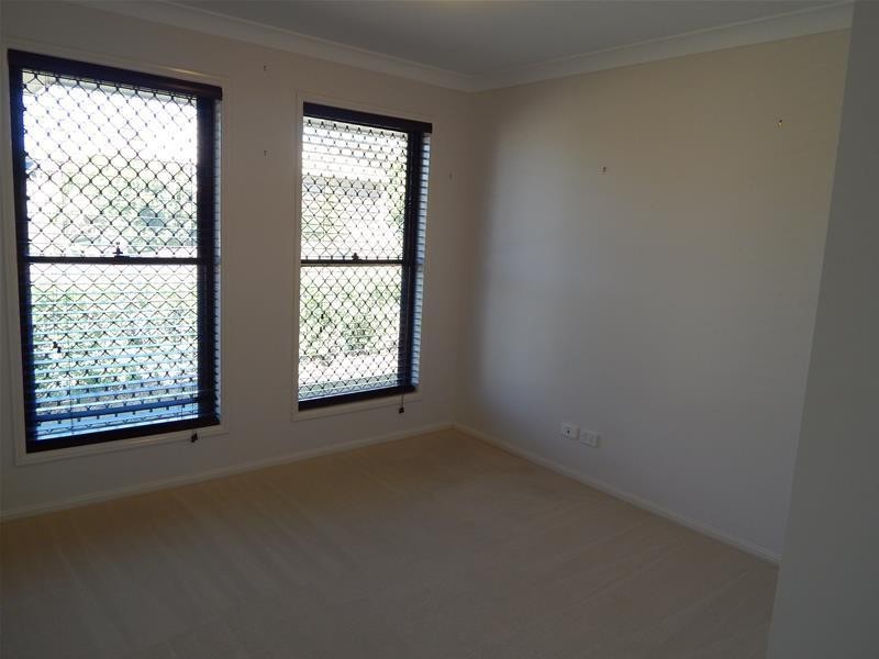 8 Schukow Court, Warner QLD 4500