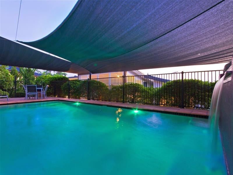 19 Riversleigh Crescent, Eatons Hill QLD 4037