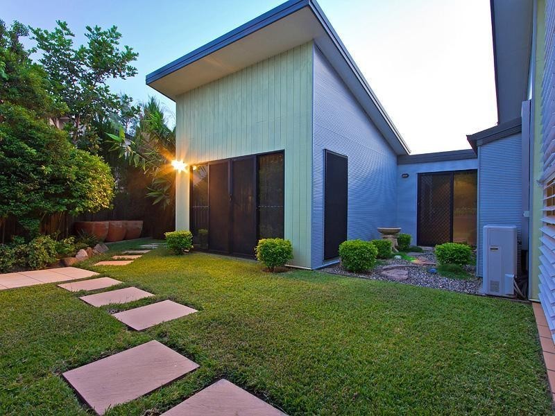 19 Riversleigh Crescent, Eatons Hill QLD 4037