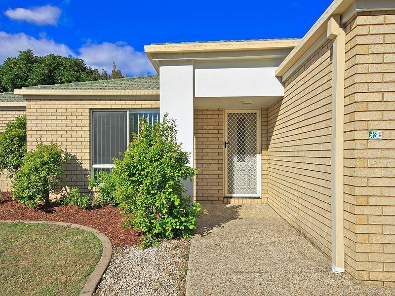 9 Grevillea Place, Bridgeman Downs QLD 4035