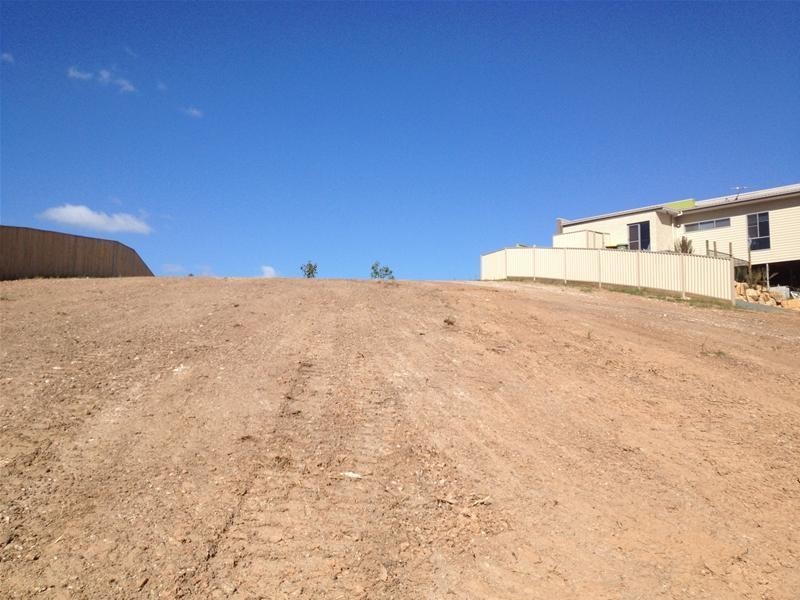 15-17 Clare Close, Cashmere QLD 4500