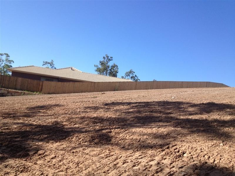 15-17 Clare Close, Cashmere QLD 4500