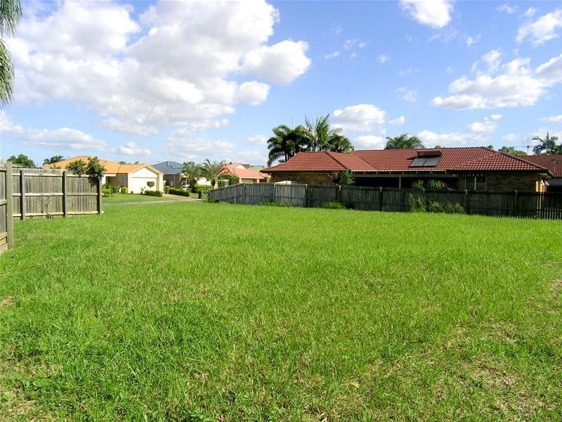 5 Coolabah Crescent, Bridgeman Downs QLD 4035