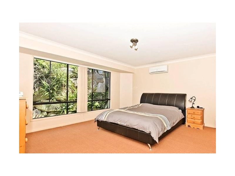 116 Saraband Drive, Eatons Hill QLD 4037