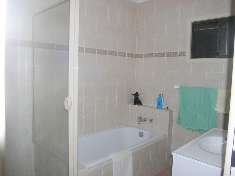 24 Pullford Street, Chermside QLD 4032