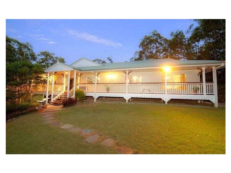 10 Whimbrel Street, Warner QLD 4500