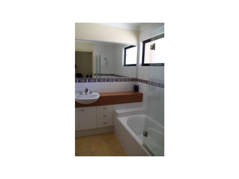 2/9 Kappella Street, Kippa-ring QLD 4021