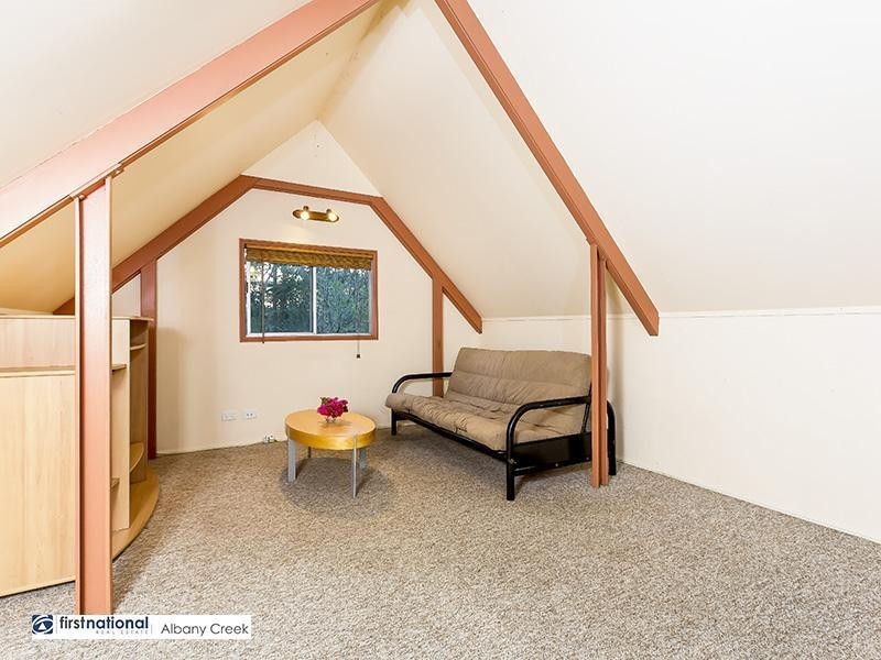 70 Cashmere Lane, Cashmere QLD 4500