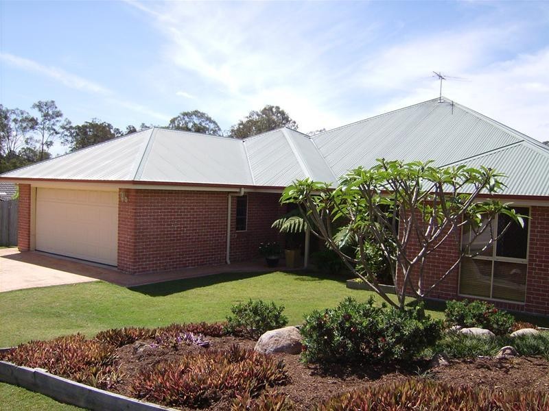 7 Pinehurst Court, Albany Creek QLD 4035