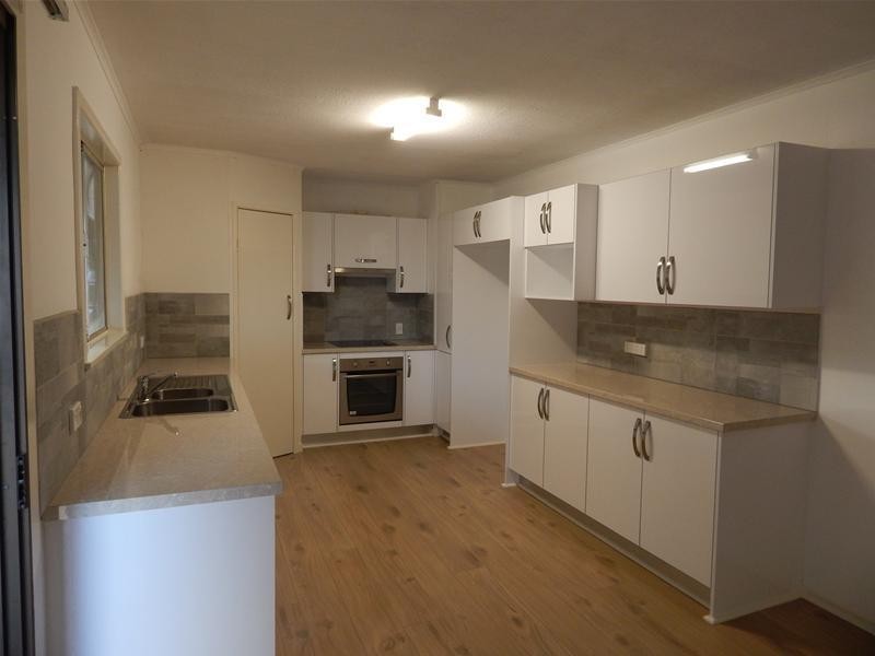 10 Bateman Street, Strathpine QLD 4500